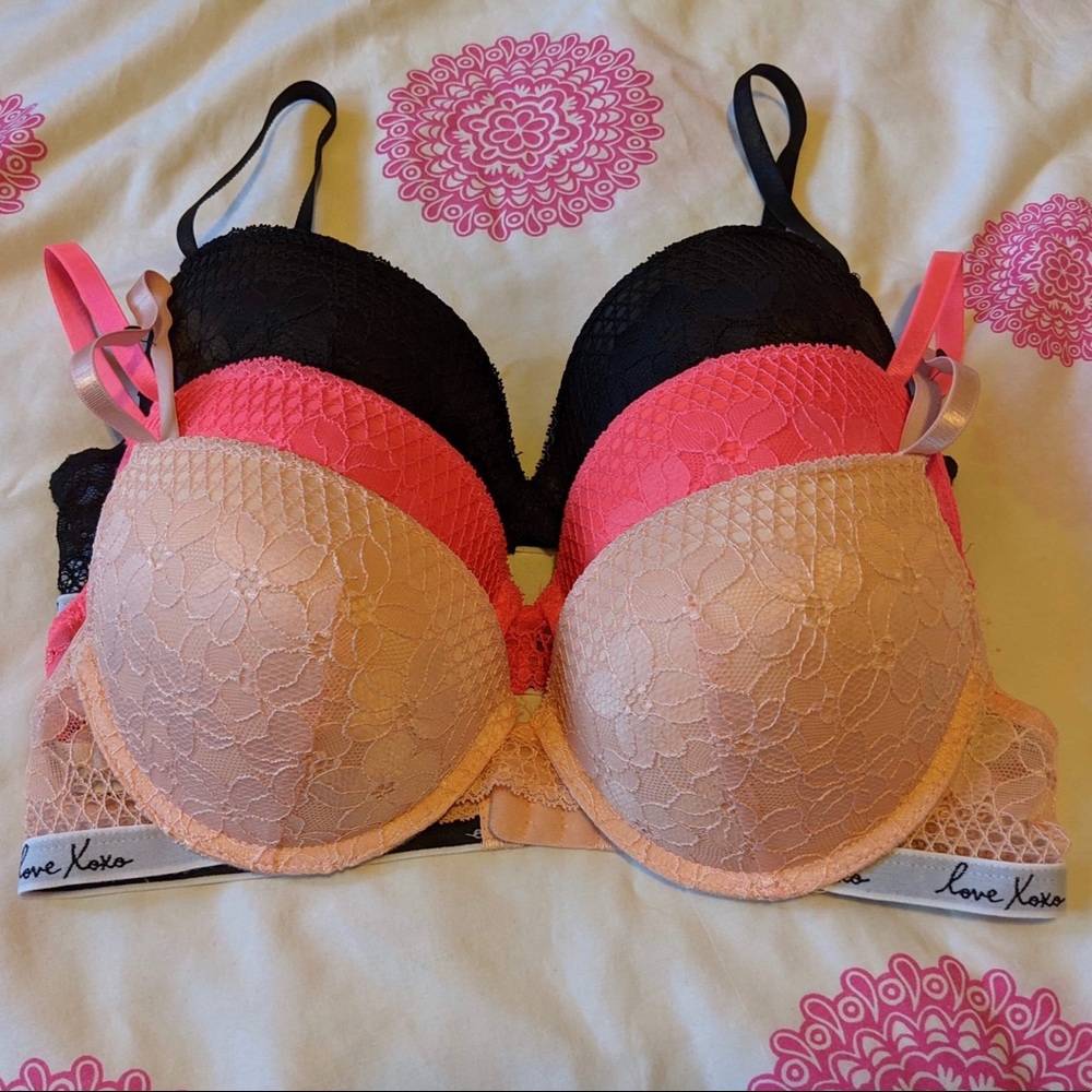 XOXO 3 pack bras 34C